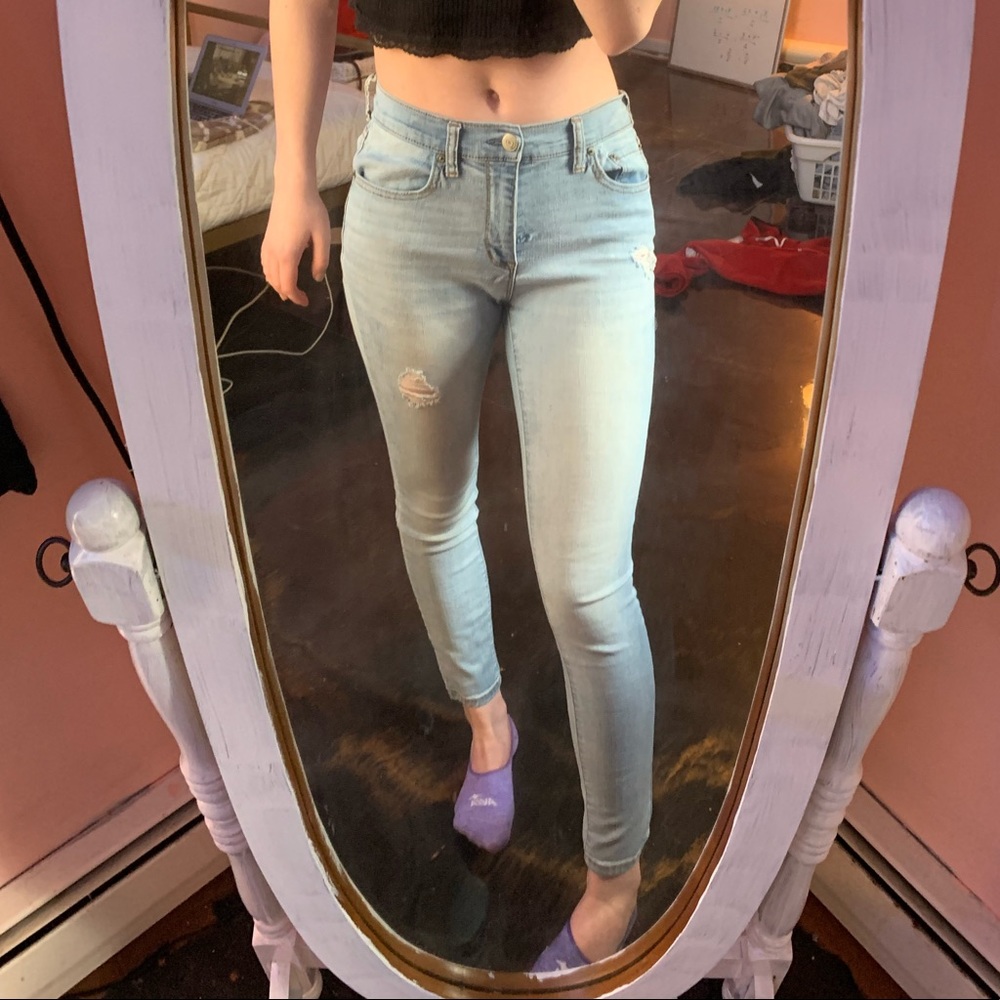 AEROPOSTALE LIGHT WASH JEGGINGS✨